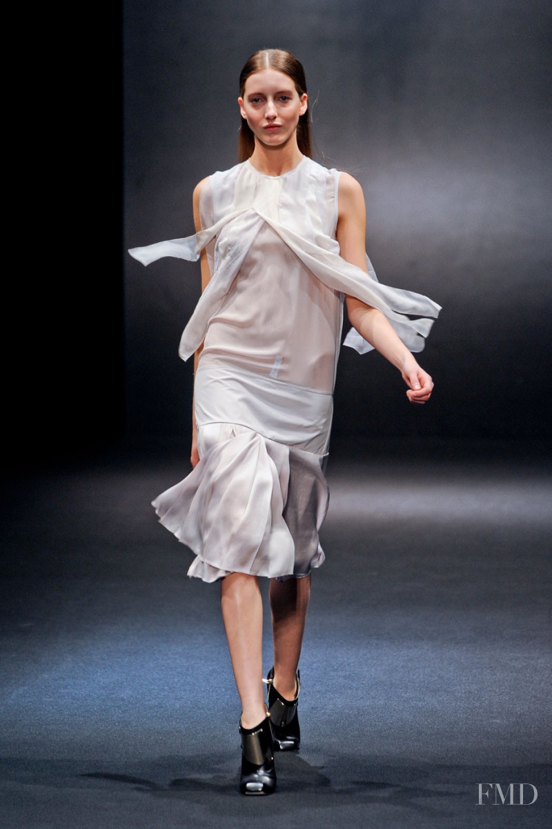 Iris Egbers featured in  the Sharon Wauchob fashion show for Autumn/Winter 2012