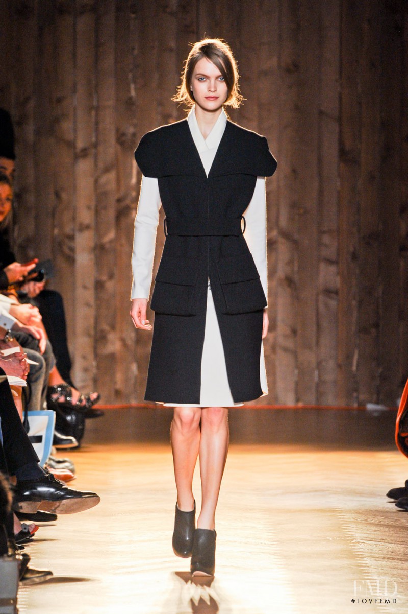 Roland Mouret fashion show for Autumn/Winter 2012