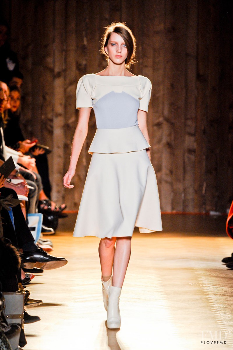 Roland Mouret fashion show for Autumn/Winter 2012