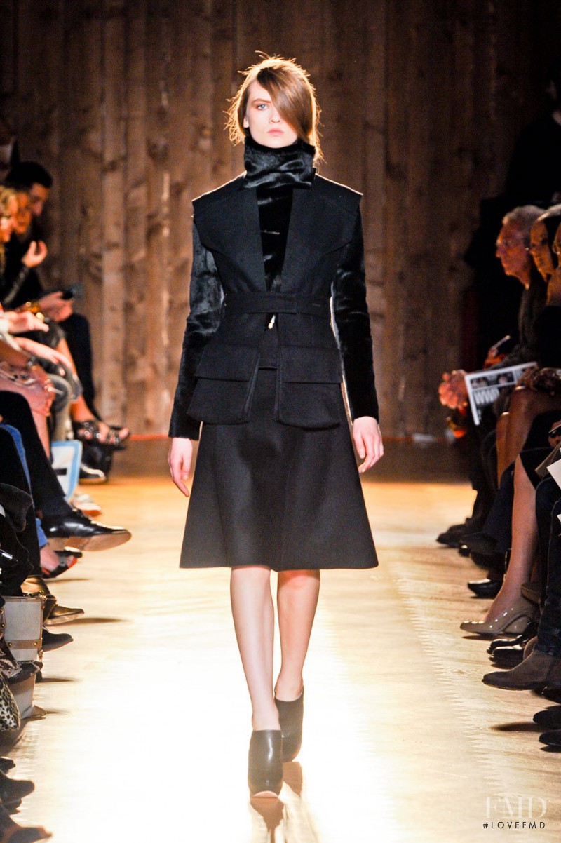 Roland Mouret fashion show for Autumn/Winter 2012