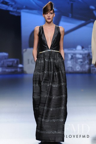 Iris Egbers featured in  the Ion Fiz fashion show for Autumn/Winter 2012