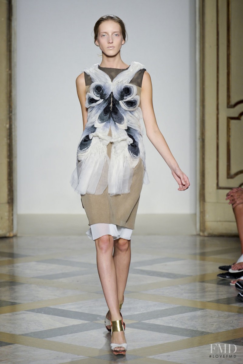 Iris Egbers featured in  the Albino fashion show for Spring/Summer 2012