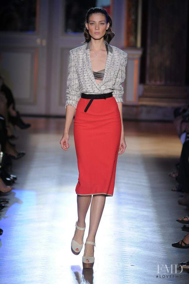 Roland Mouret fashion show for Spring/Summer 2012