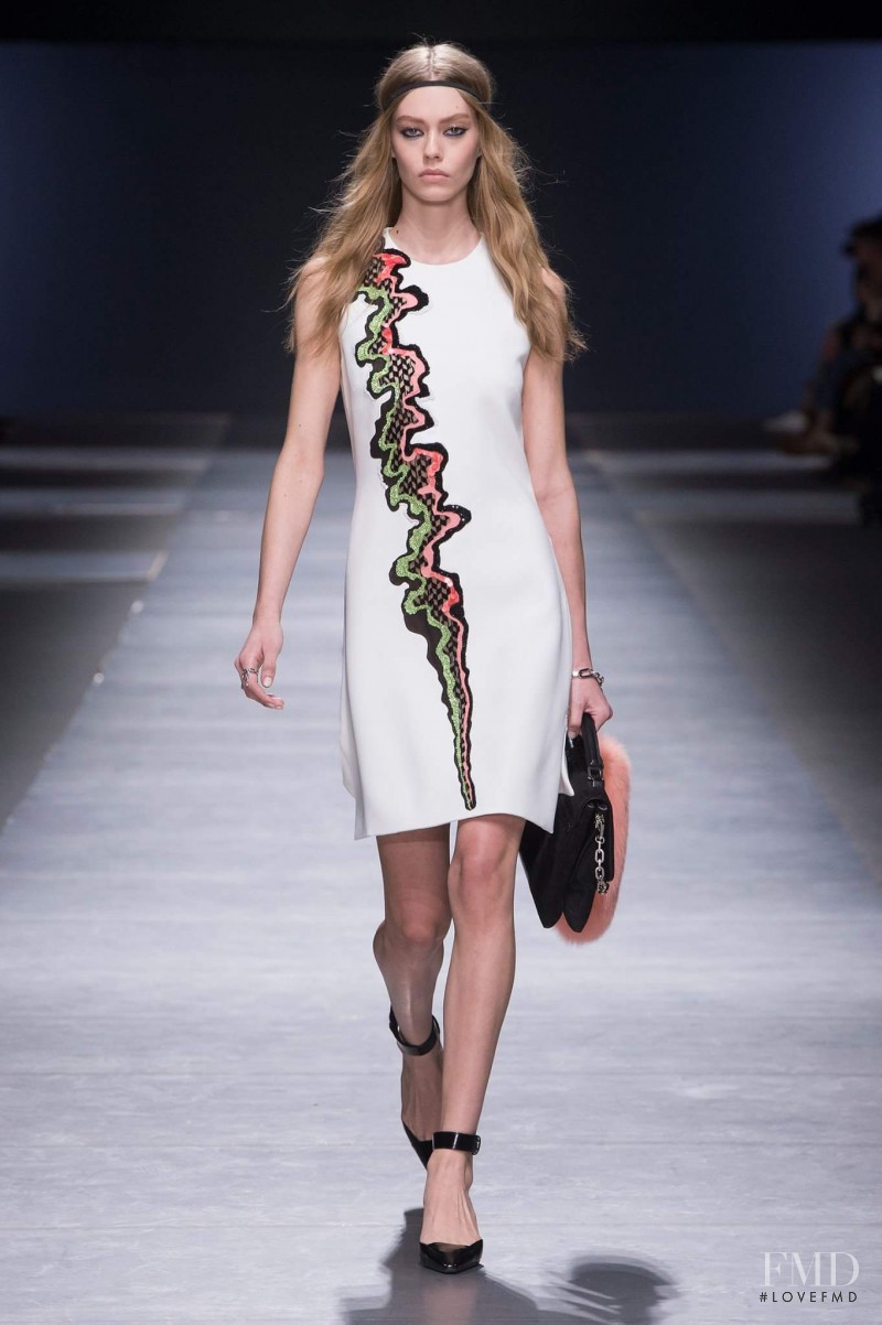 Ondria Hardin featured in  the Versace fashion show for Autumn/Winter 2016