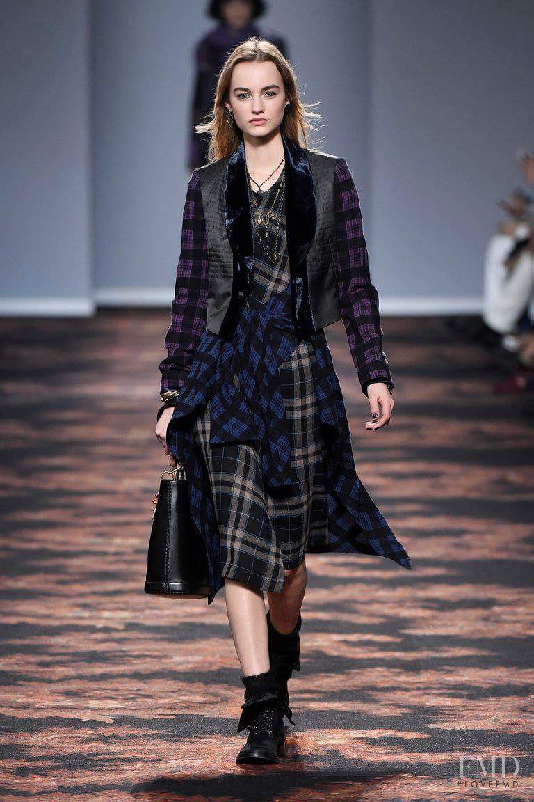 Etro fashion show for Autumn/Winter 2016