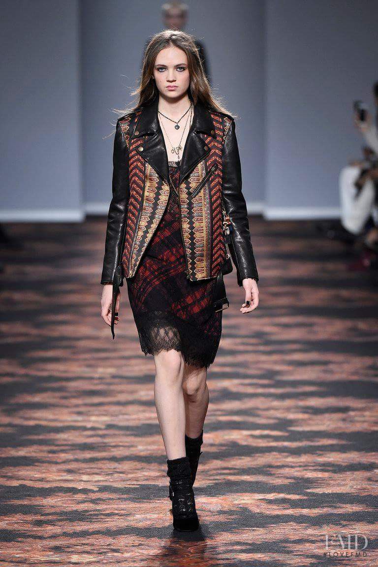 Etro fashion show for Autumn/Winter 2016