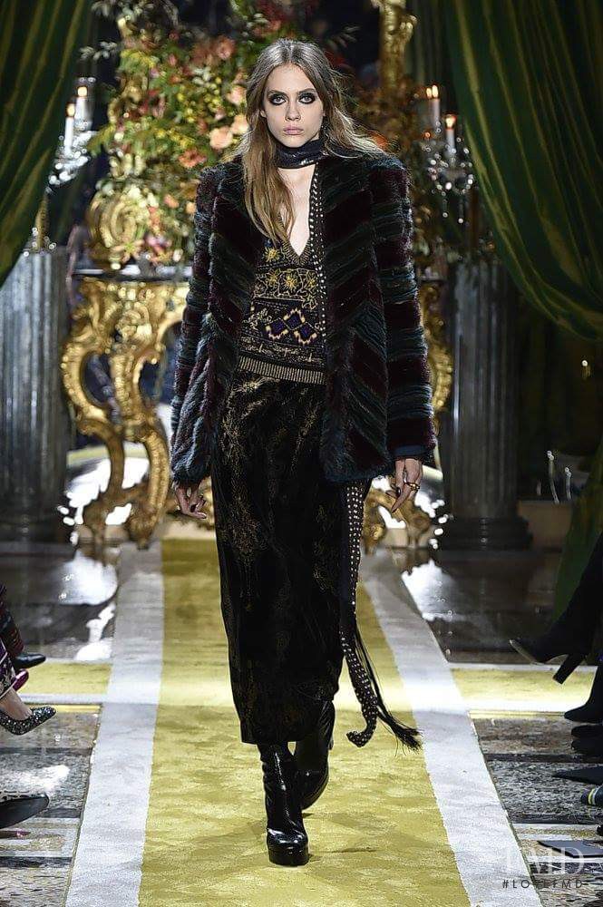 Odette Pavlova featured in  the Roberto Cavalli fashion show for Autumn/Winter 2016