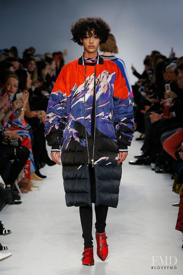 Damaris Goddrie featured in  the Pucci fashion show for Autumn/Winter 2016