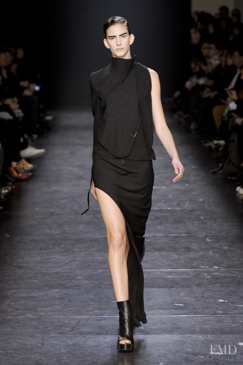 Ann Demeulemeester fashion show for Spring/Summer 2011