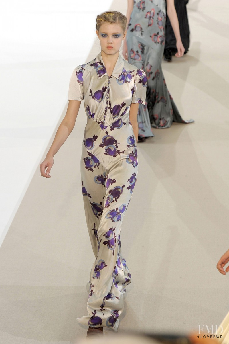 Rochas fashion show for Spring/Summer 2011