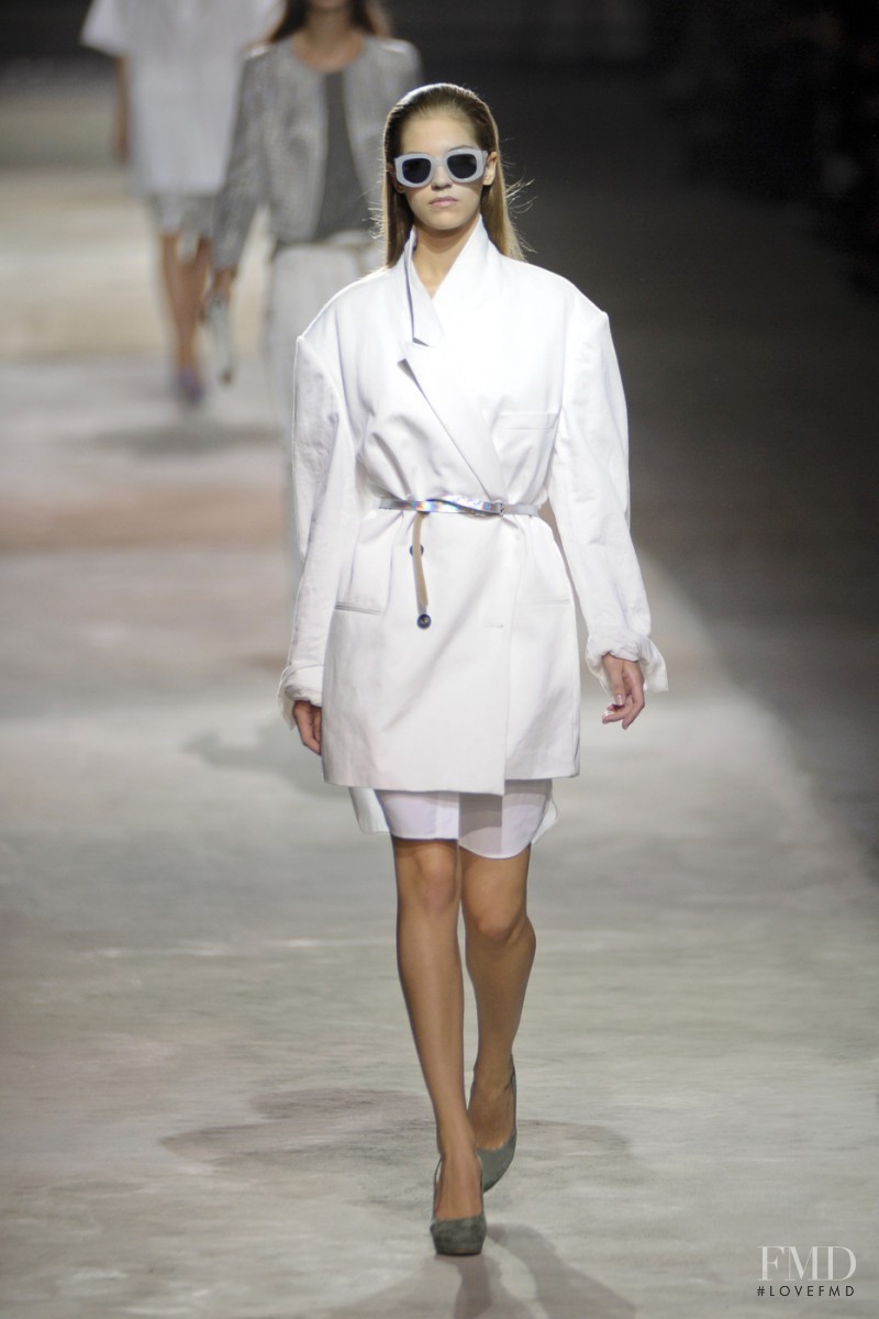 Samantha Gradoville featured in  the Dries van Noten fashion show for Spring/Summer 2011