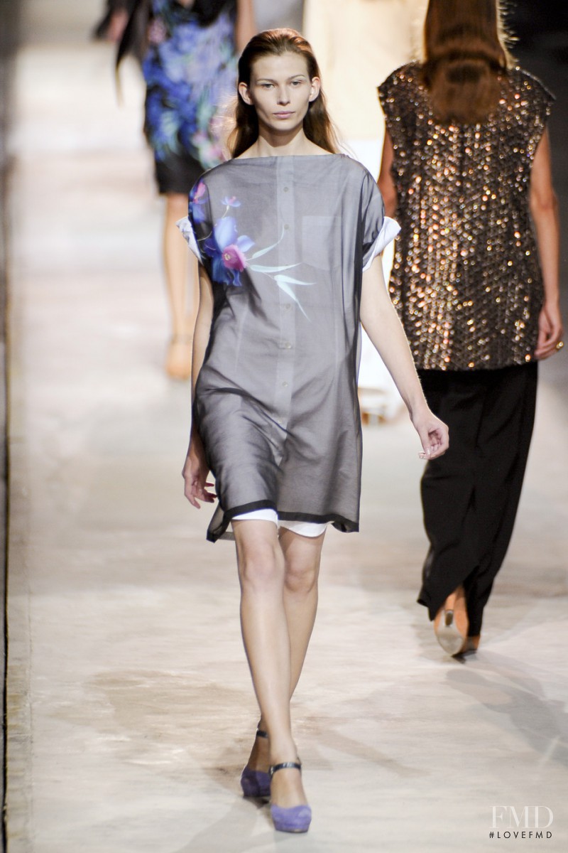 Dries van Noten fashion show for Spring/Summer 2011