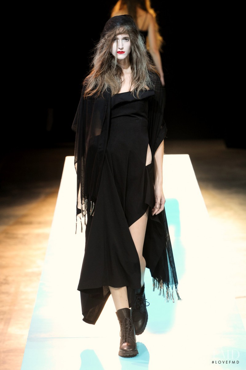 Yohji Yamamoto fashion show for Spring/Summer 2011