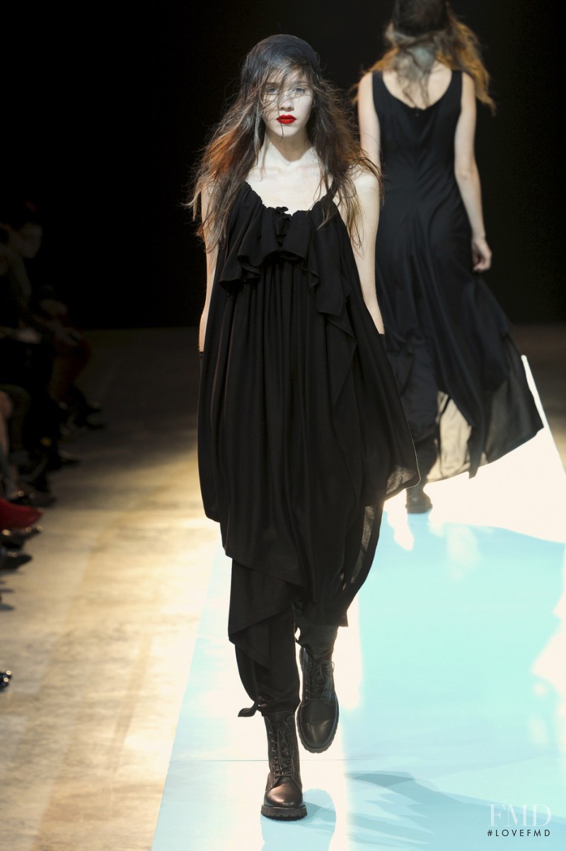 Yohji Yamamoto fashion show for Spring/Summer 2011