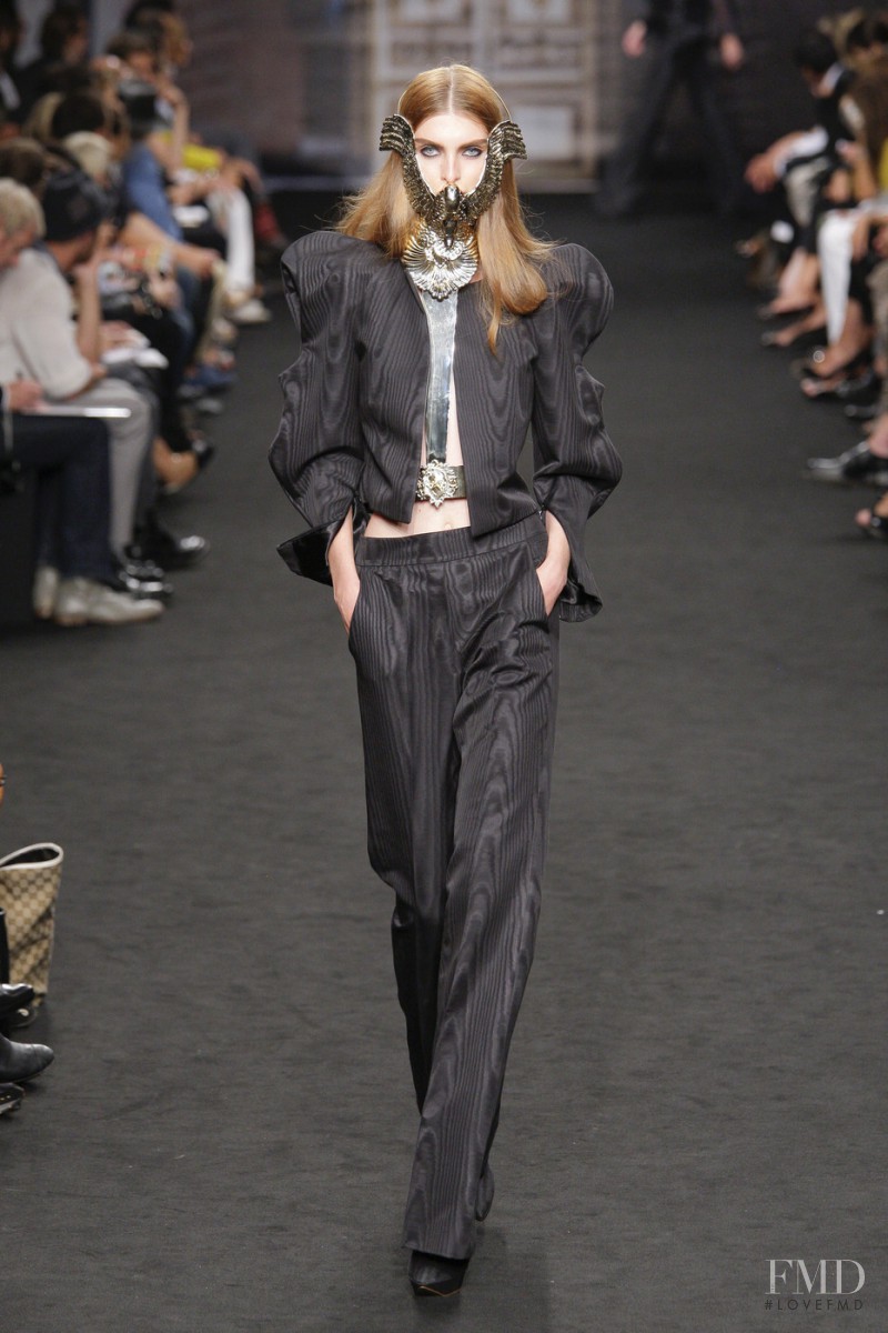 Francesco Scognamiglio fashion show for Spring/Summer 2011