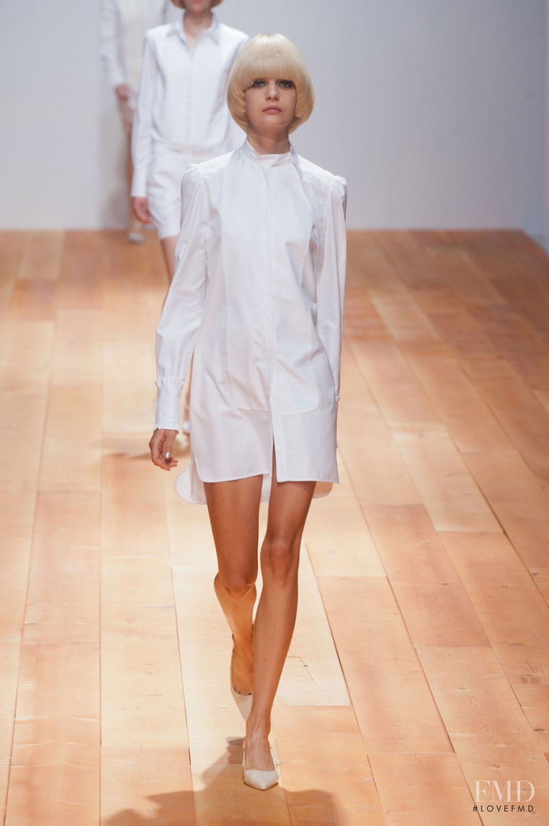 Veronique Branquinho fashion show for Spring/Summer 2014