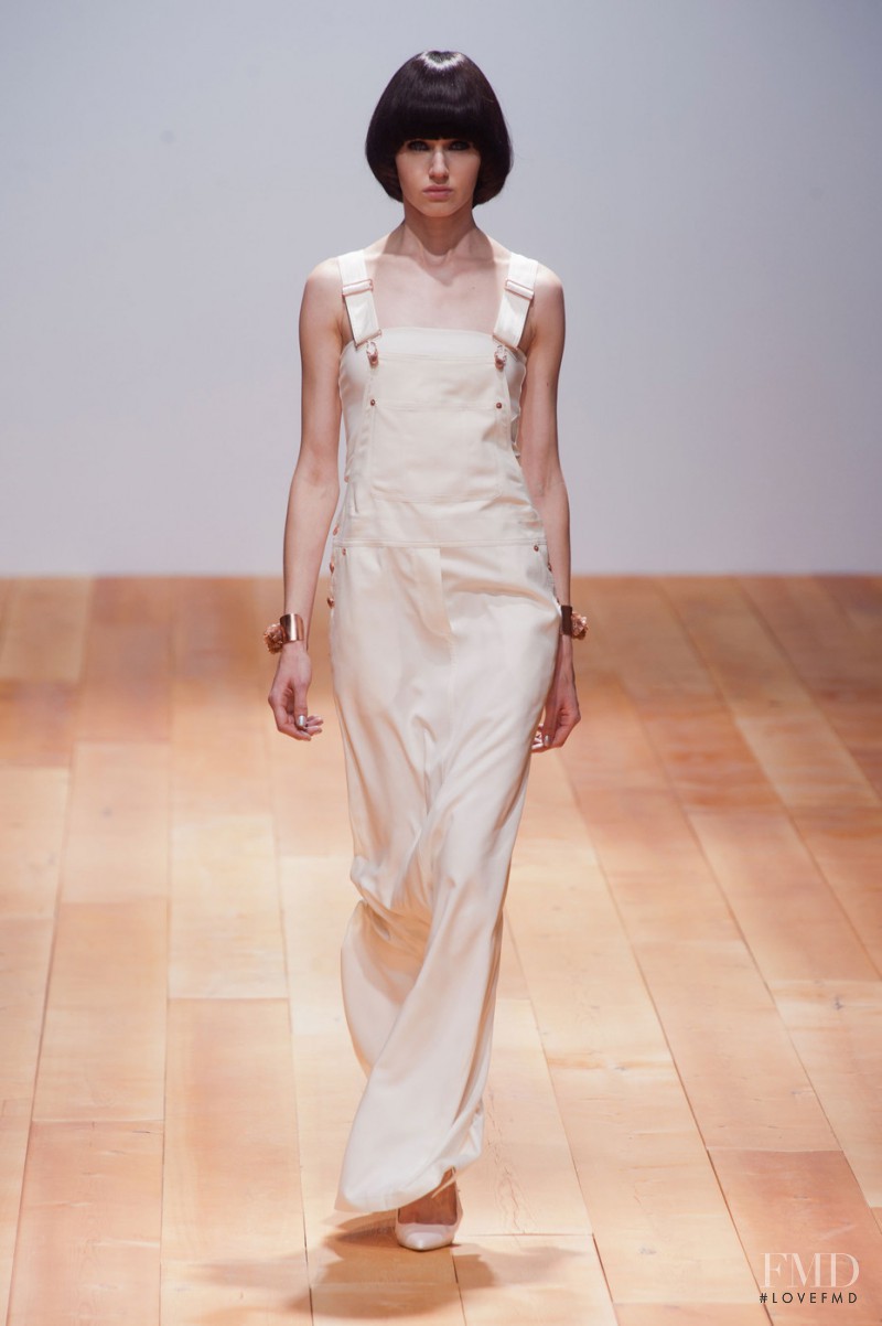 Veronique Branquinho fashion show for Spring/Summer 2014