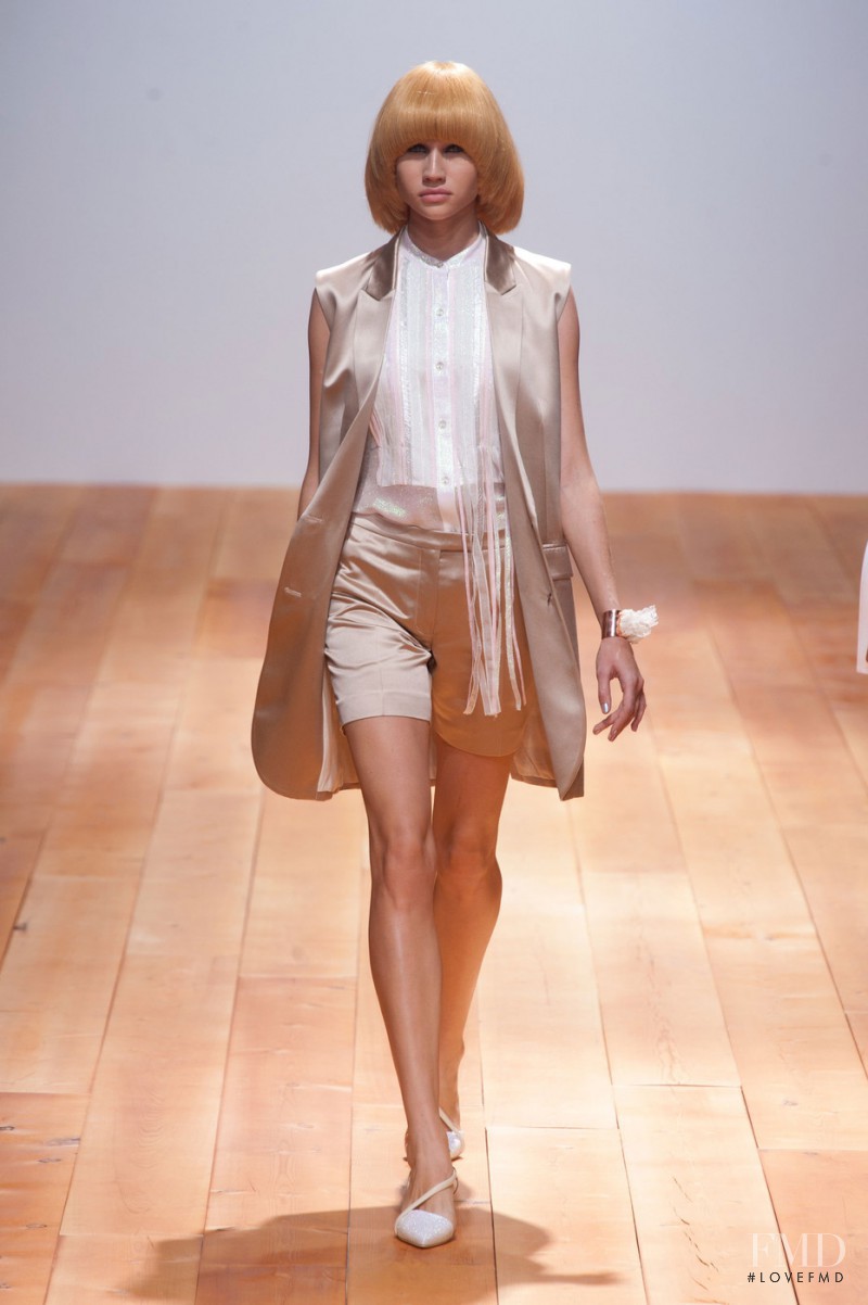 Veronique Branquinho fashion show for Spring/Summer 2014