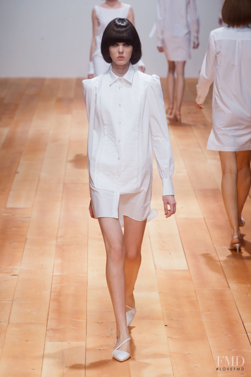 Veronique Branquinho fashion show for Spring/Summer 2014