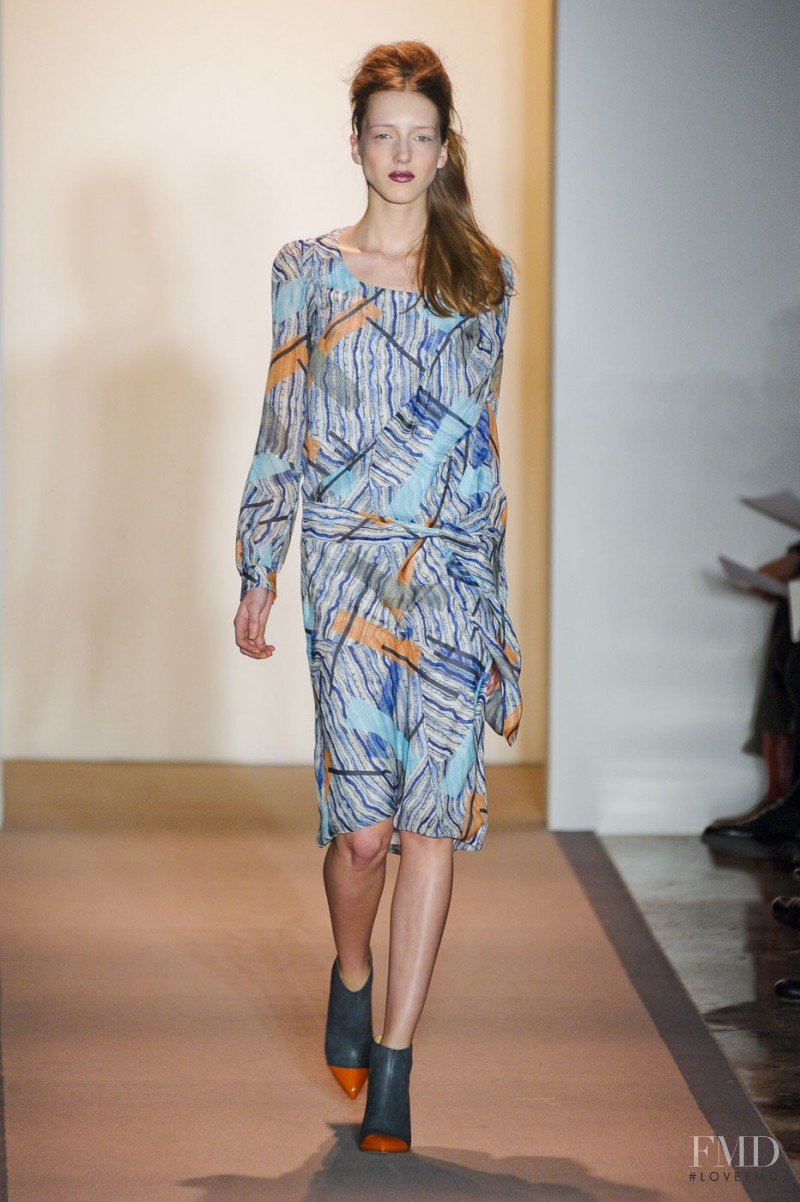 Iris Egbers featured in  the Peter Som fashion show for Autumn/Winter 2011