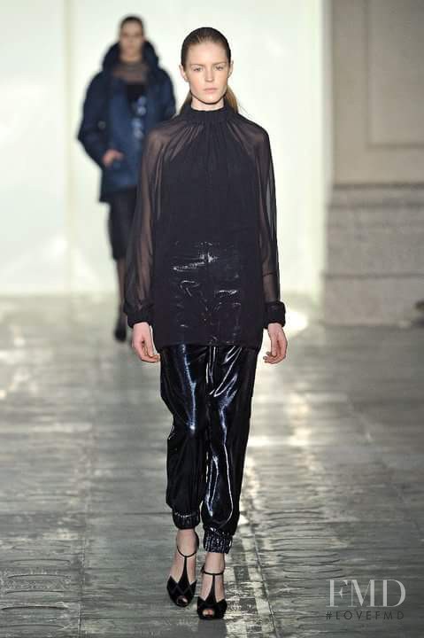 Richard Nicoll fashion show for Autumn/Winter 2011