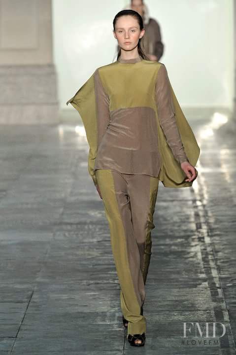 Richard Nicoll fashion show for Autumn/Winter 2011