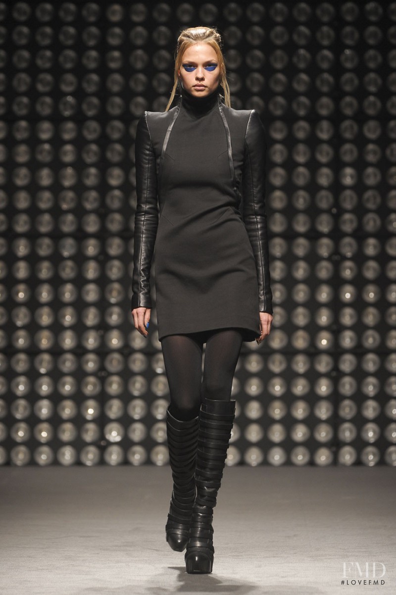Katsia Domankova featured in  the Gareth Pugh fashion show for Autumn/Winter 2011