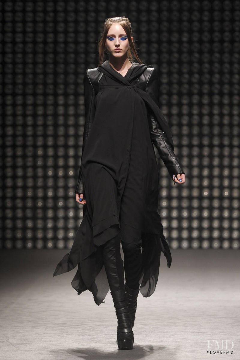 Iris Egbers featured in  the Gareth Pugh fashion show for Autumn/Winter 2011