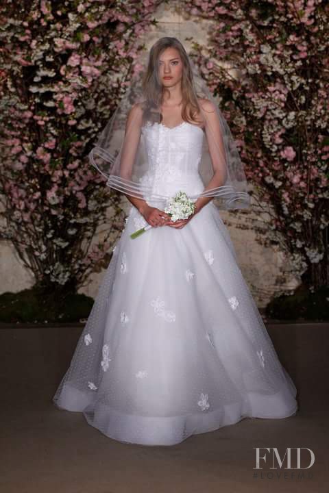 Oscar de la Renta Bridal fashion show for Spring/Summer 2012