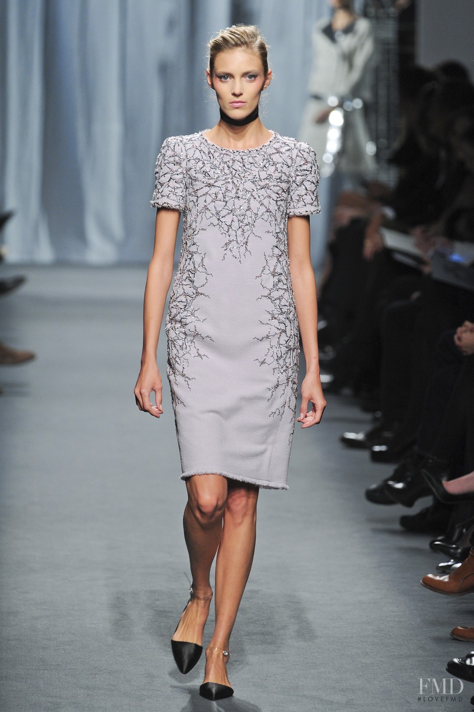 Photo - Chanel Haute Couture - Spring/Summer 2011 Ready-to-Wear - paris ...