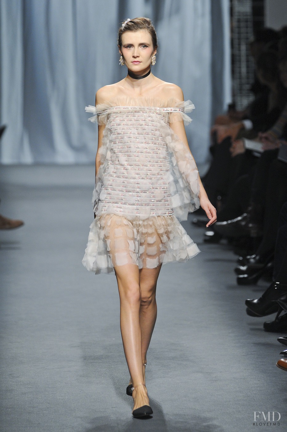 Photo - Chanel Haute Couture - Spring/Summer 2011 Ready-to-Wear - paris ...