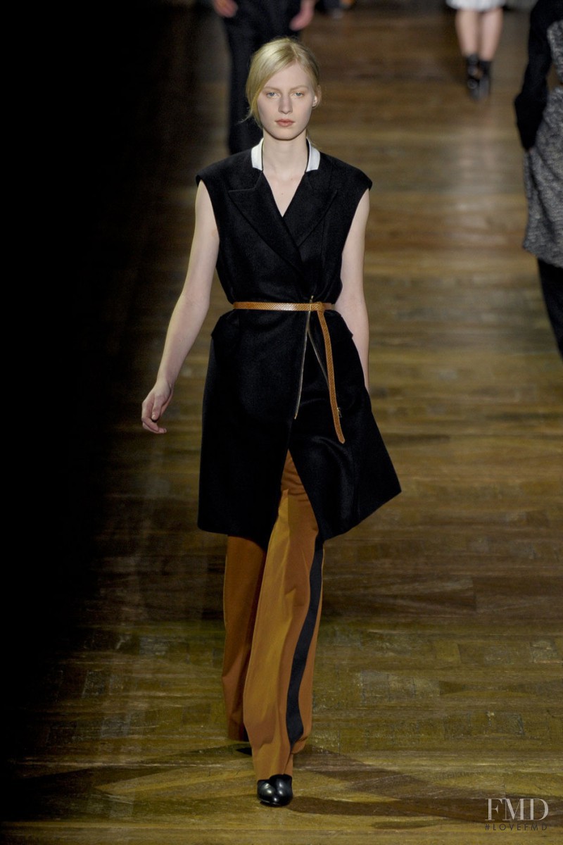 Dries van Noten fashion show for Autumn/Winter 2011