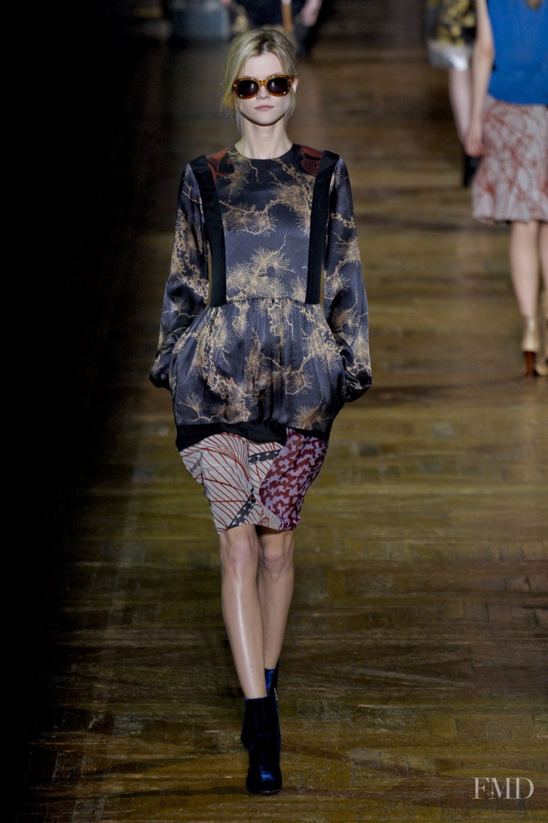 Dries van Noten fashion show for Autumn/Winter 2011