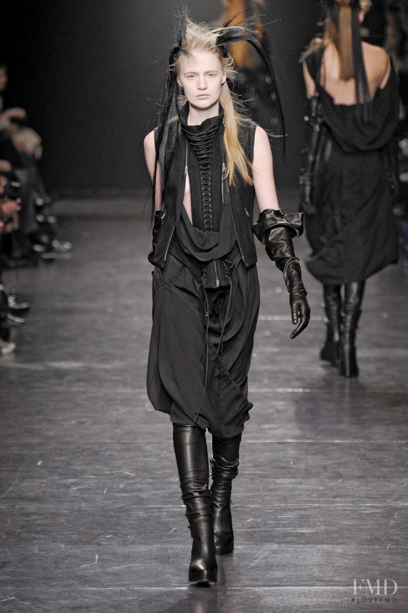 Ann Demeulemeester fashion show for Autumn/Winter 2011