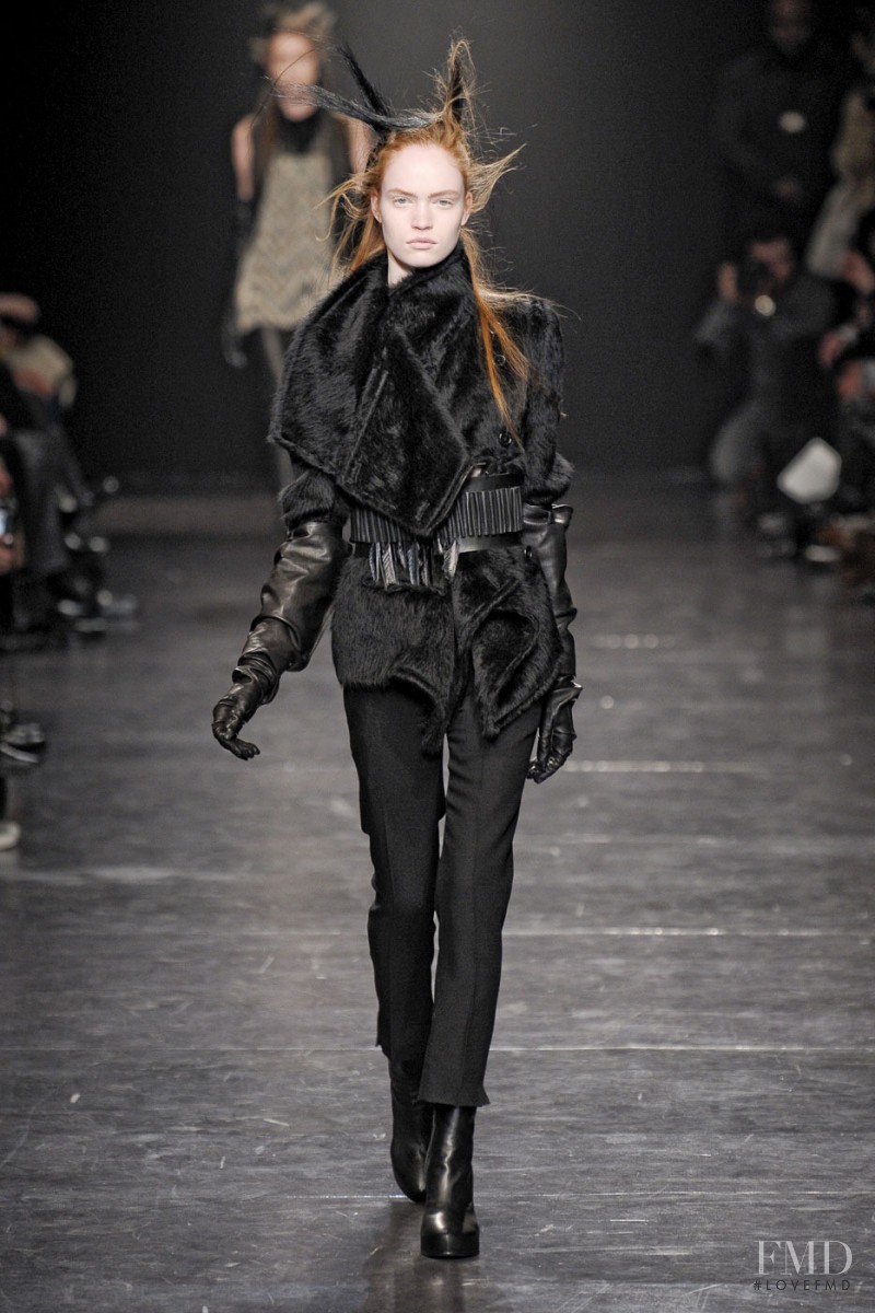 Ann Demeulemeester fashion show for Autumn/Winter 2011