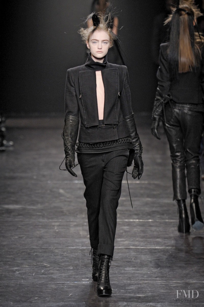 Ann Demeulemeester fashion show for Autumn/Winter 2011