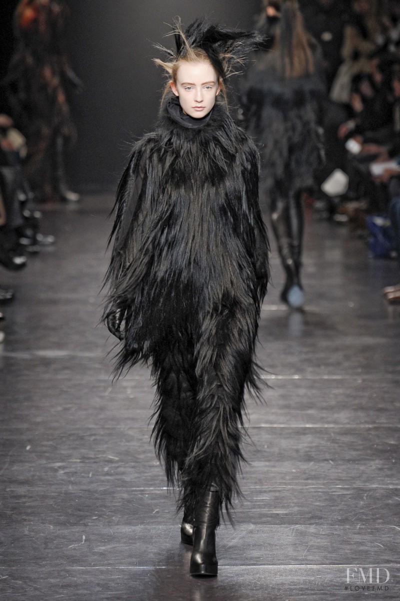 Ann Demeulemeester fashion show for Autumn/Winter 2011