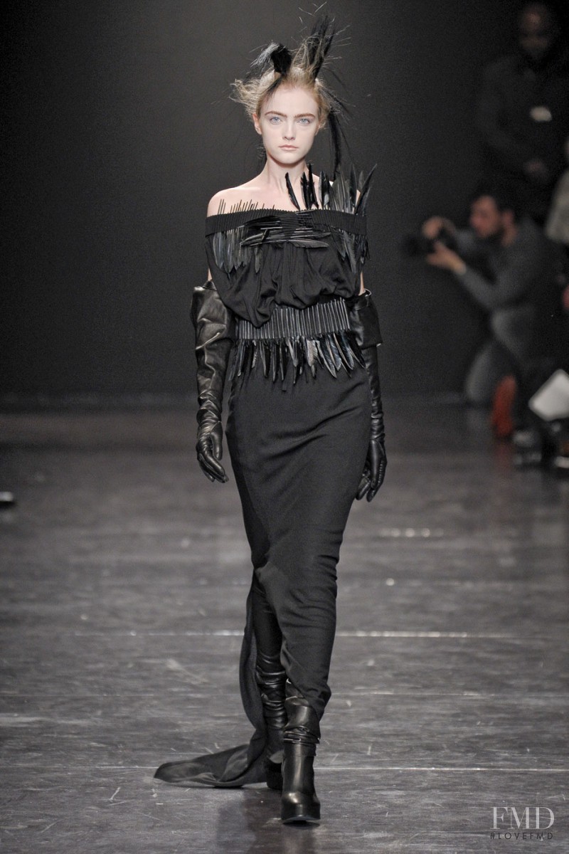 Ann Demeulemeester fashion show for Autumn/Winter 2011