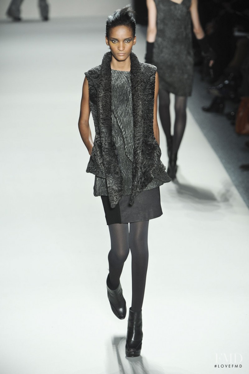 Nicole Miller fashion show for Autumn/Winter 2011