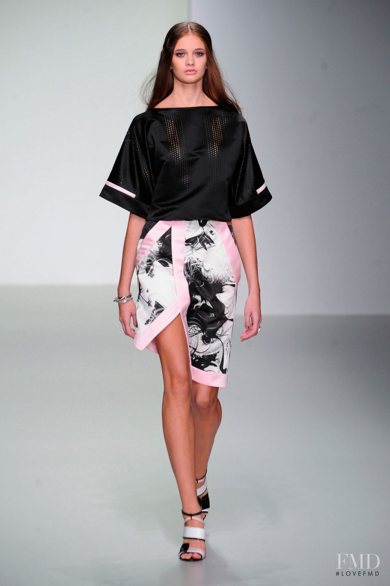 Jean Pierre Braganza fashion show for Spring/Summer 2014