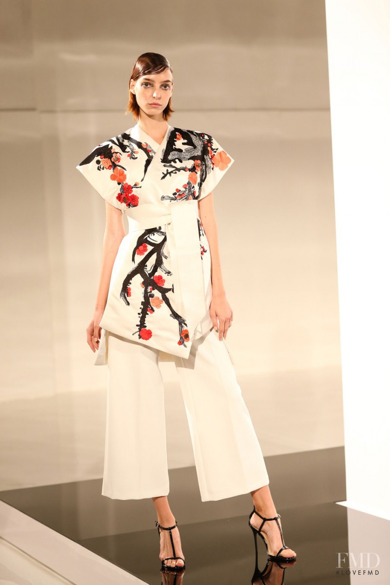 Josie Natori fashion show for Spring/Summer 2016