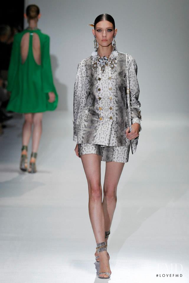 Kati Nescher featured in  the Gucci fashion show for Spring/Summer 2013