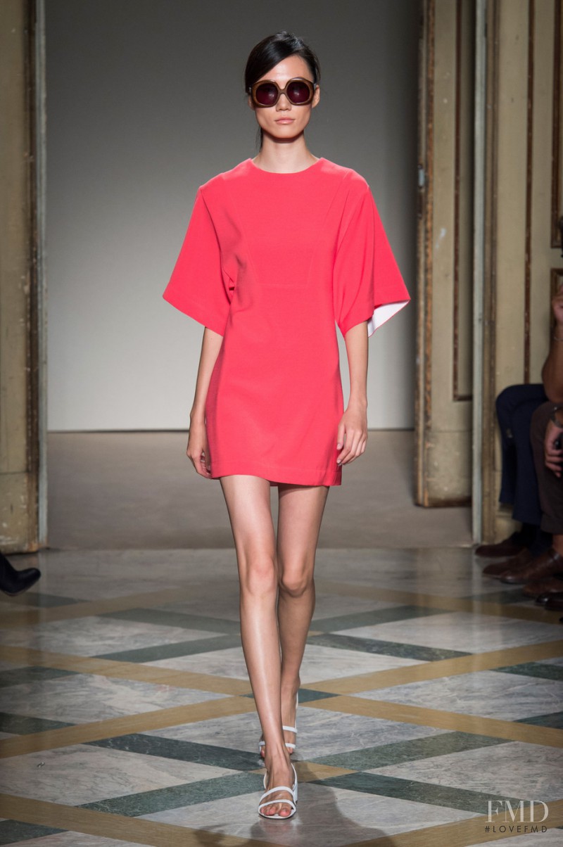 Beequeen by Chicca Lualdi fashion show for Spring/Summer 2015