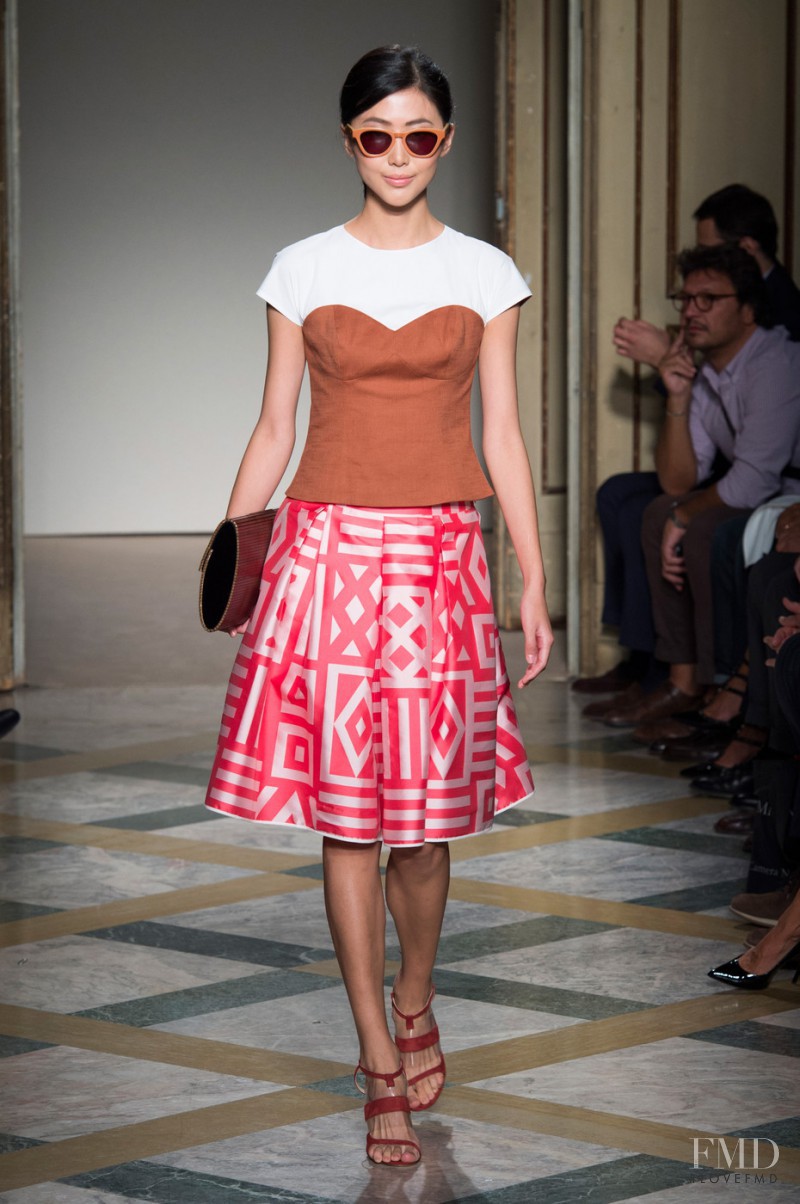 Beequeen by Chicca Lualdi fashion show for Spring/Summer 2015