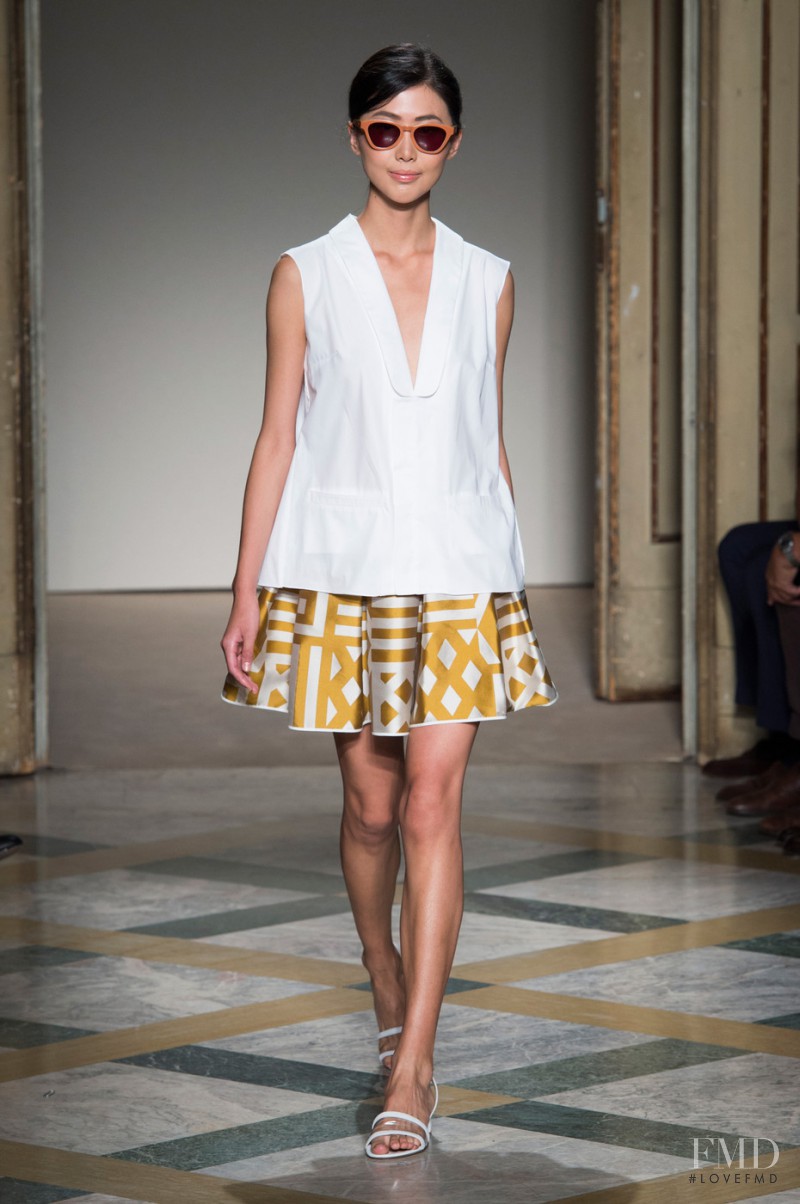 Beequeen by Chicca Lualdi fashion show for Spring/Summer 2015