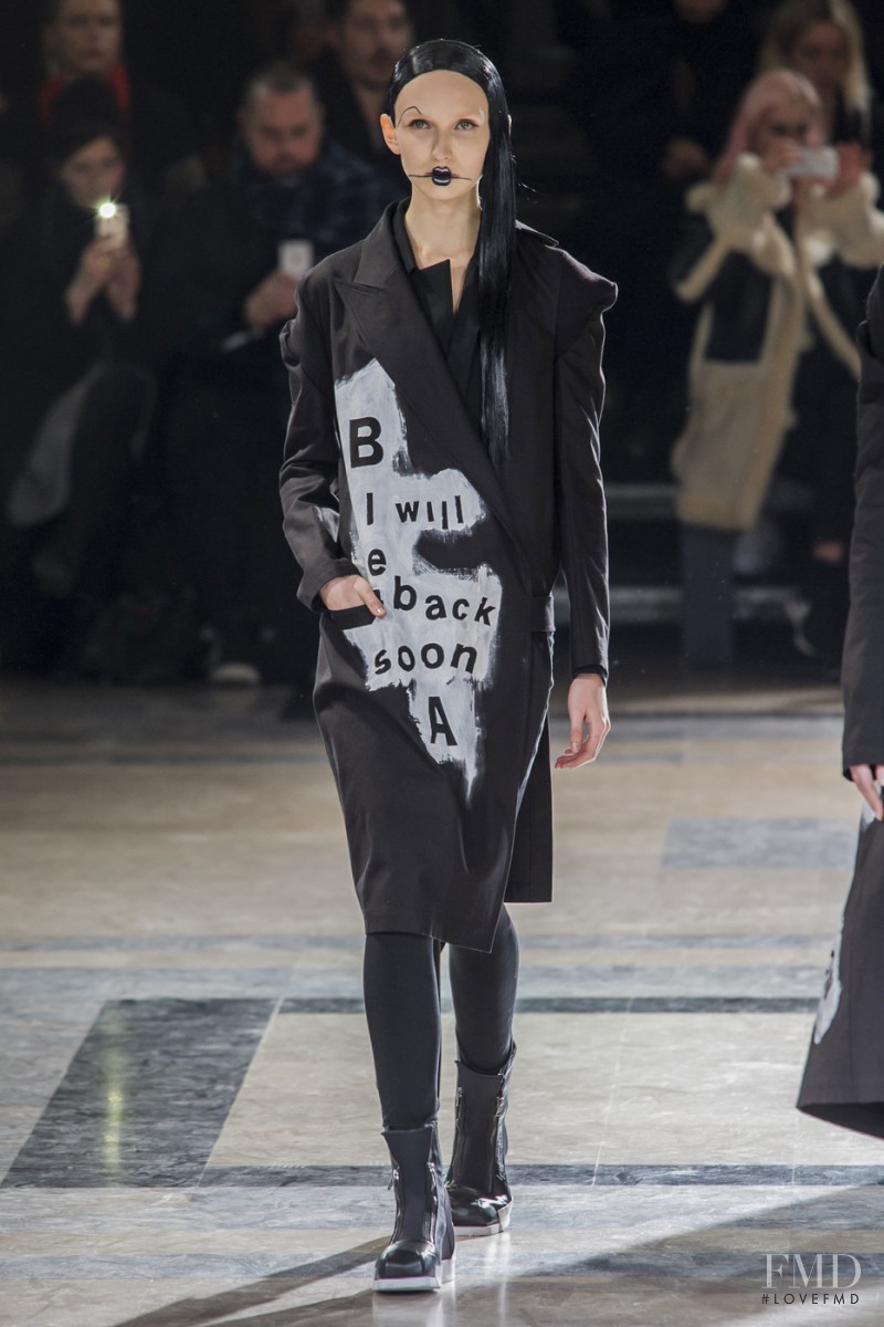 Yohji Yamamoto fashion show for Autumn/Winter 2016