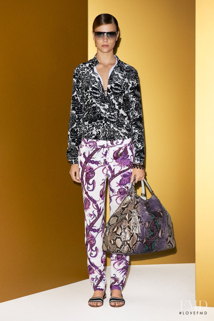 Martha Streck featured in  the Gucci fashion show for Resort 2012