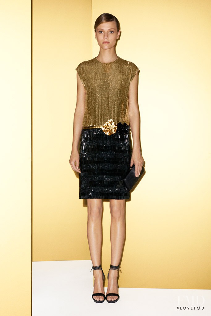 Martha Streck featured in  the Gucci fashion show for Resort 2012
