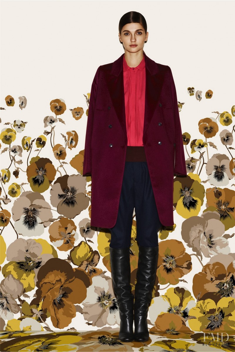 Ella Kandyba featured in  the Gucci lookbook for Pre-Fall 2012