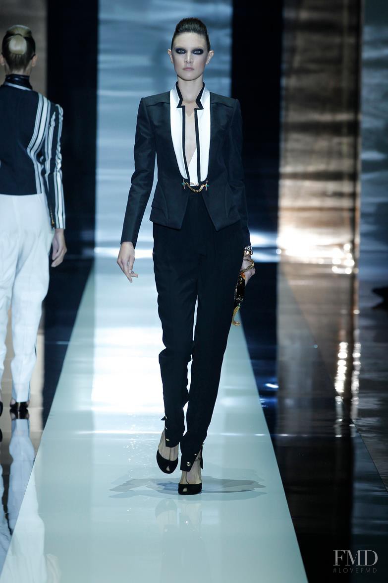 Jacquelyn Jablonski featured in  the Gucci fashion show for Spring/Summer 2012
